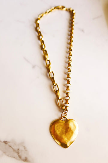 Destiny Heart Necklace Gold